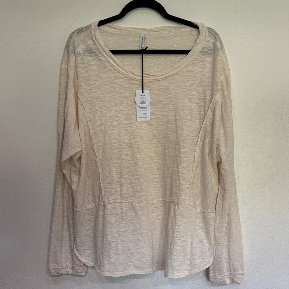EUC Z Supply Long Sleeve Tee in Cream